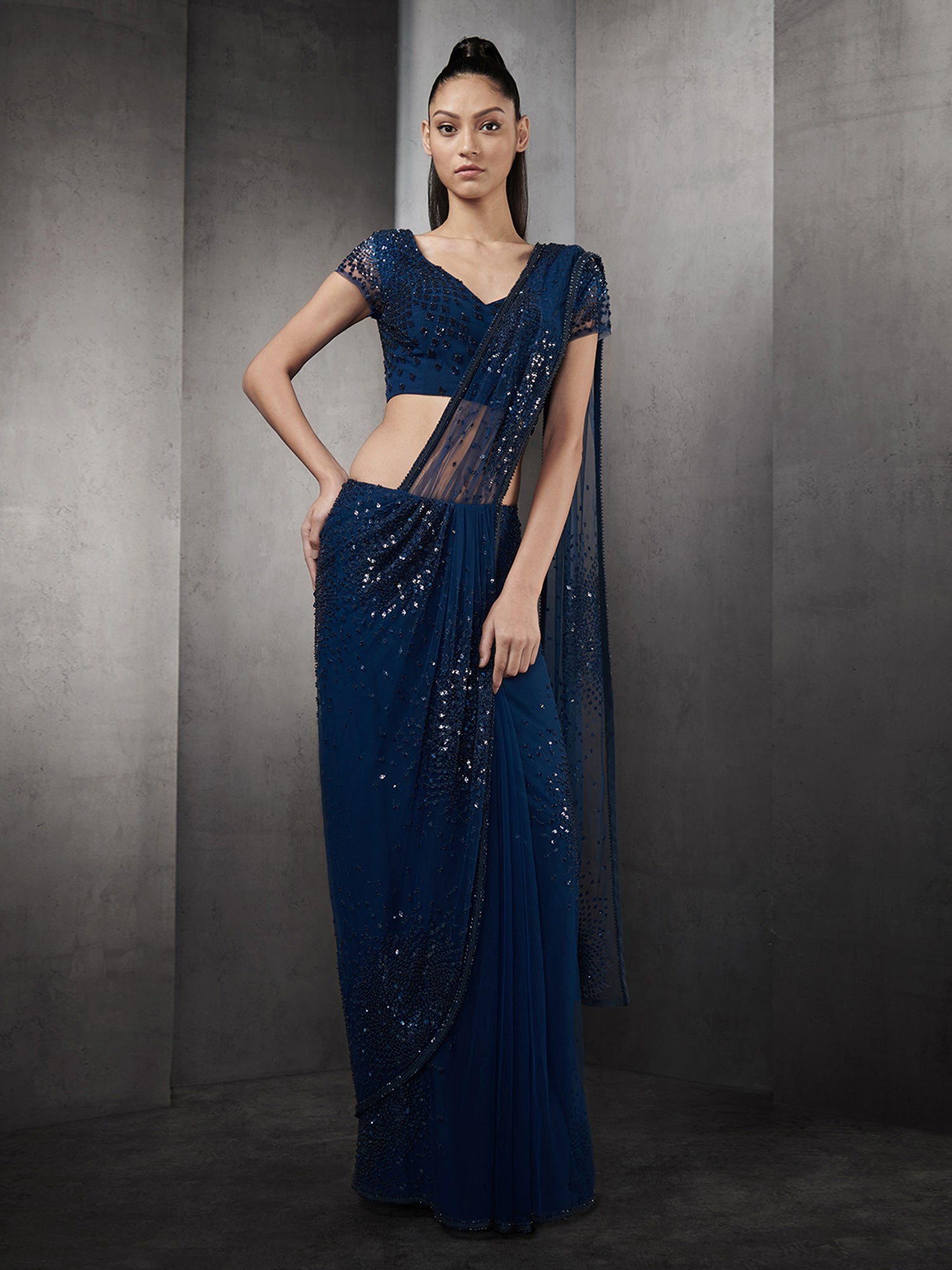 Why Choose a Readymade Saree? - Buy from Clothsvilla